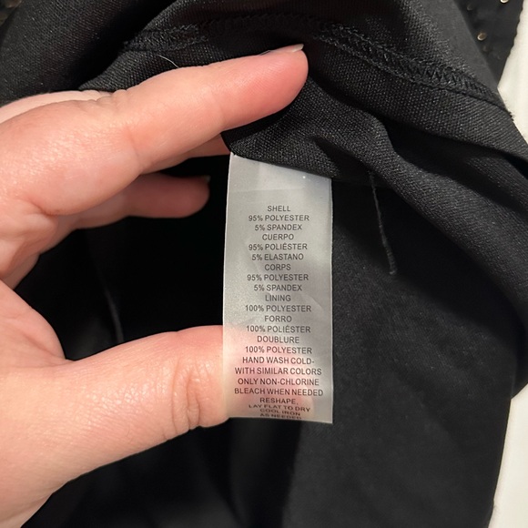 NWOT Vince Camuto simmer sequin black and gold dress, size 10 - Picture 3 of 5